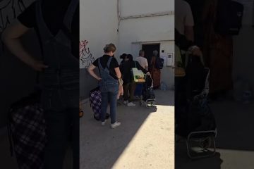 Continúan las labores de apoyo y solidaridad en una de las zonas cero de Valencia